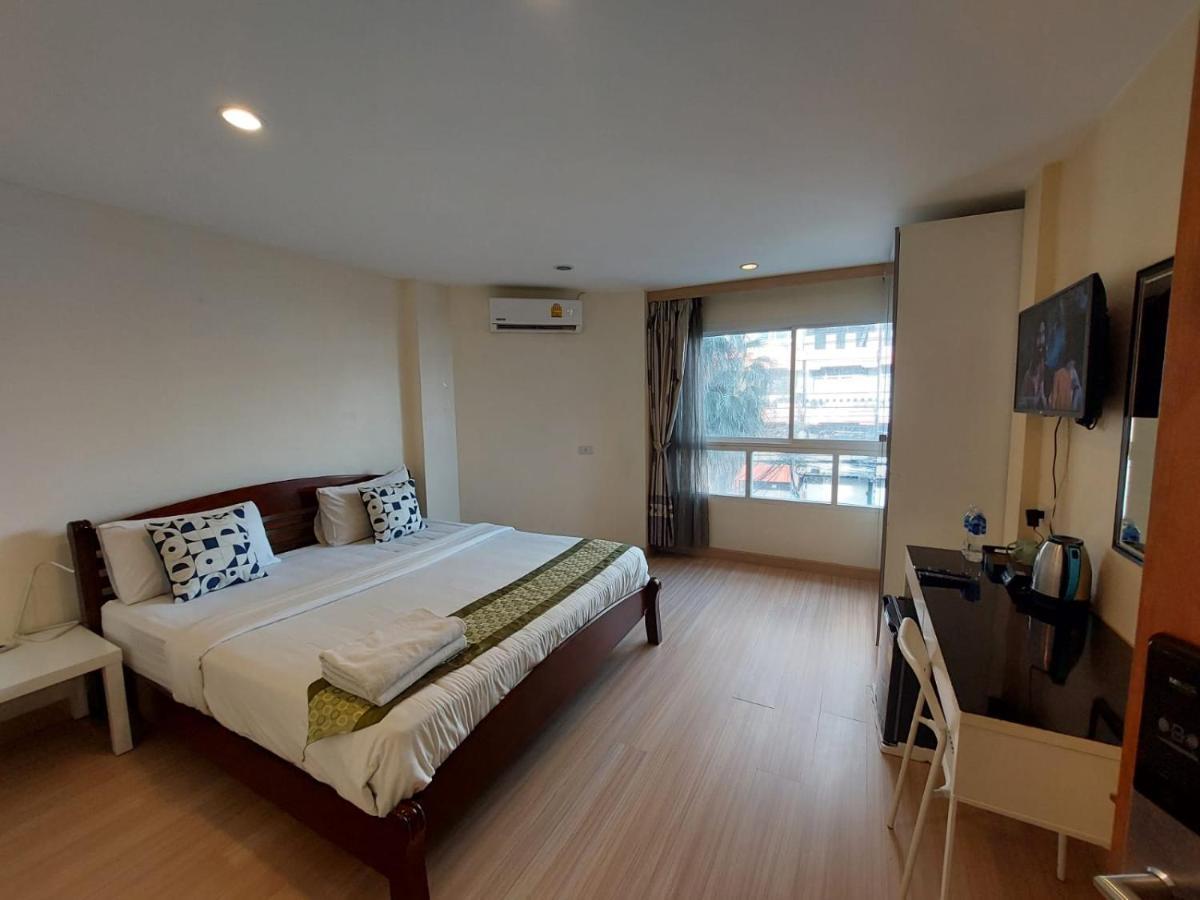 בנגקוק V Check Inn Sukhumvit 22 מראה חיצוני תמונה