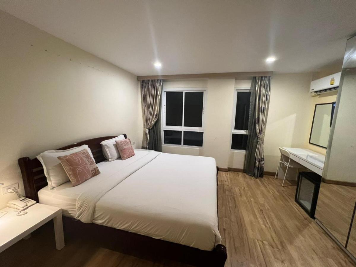 בנגקוק V Check Inn Sukhumvit 22 מראה חיצוני תמונה